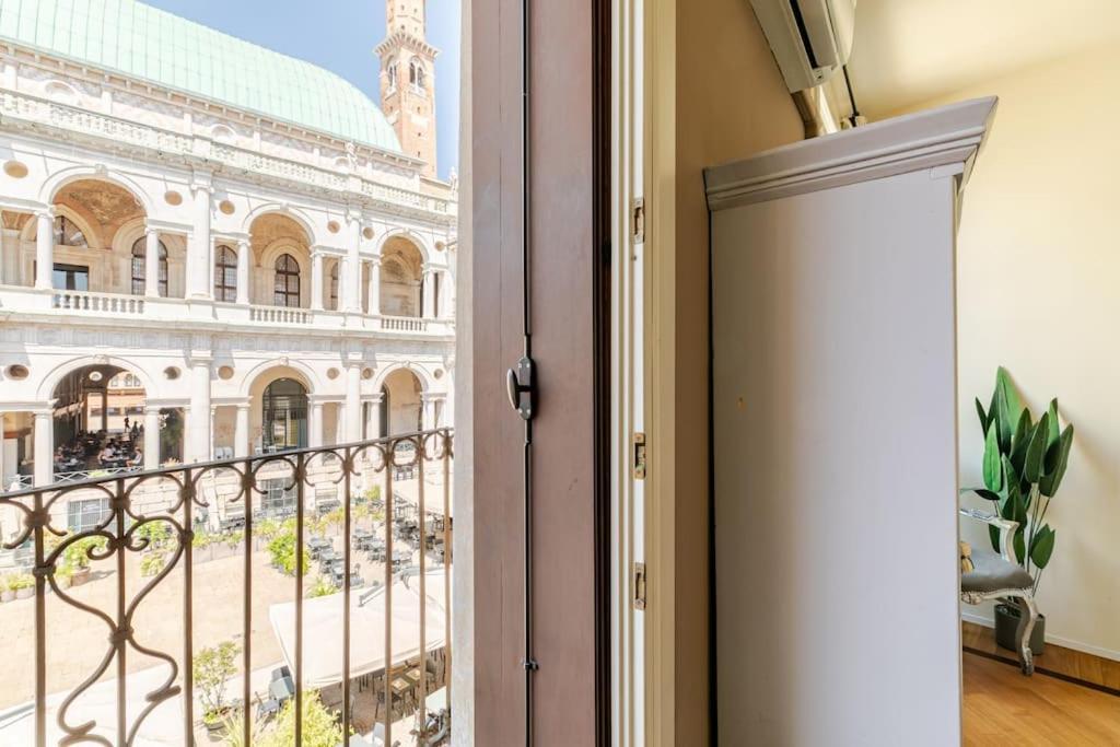 Ihomes Vicenza Luaran gambar